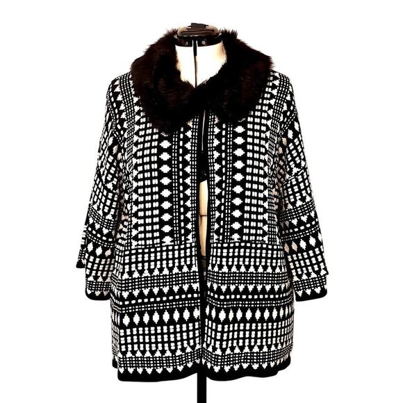 NWT Chico's Black & White Knit Cardigan Sweater Removable Faux Fur Collar XL - Picture 1 of 11